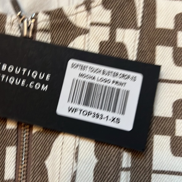 Softest Touch Bustier Crop - Picture 4 of 5